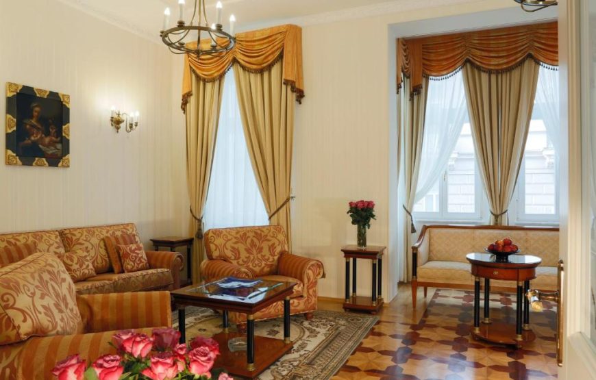 Hotel Vila Livia