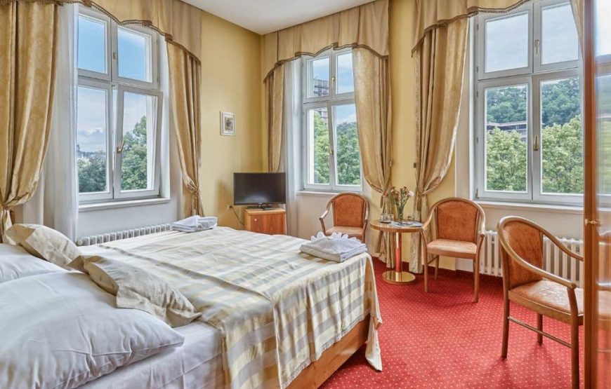 Hotel Sirius