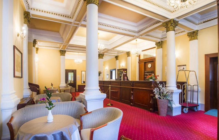 Hotel Savoy