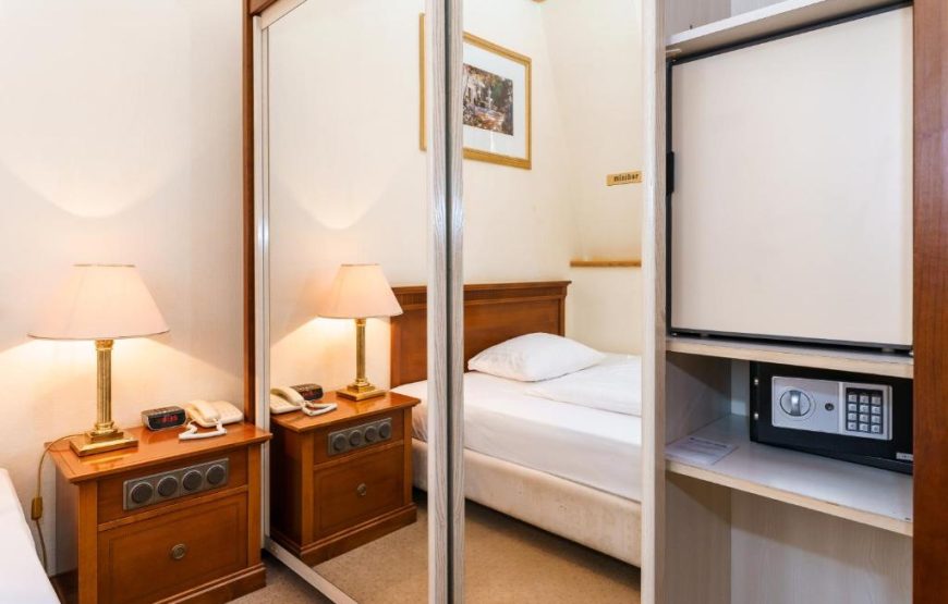 Hotel Anglicky Dvur