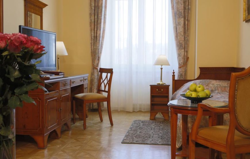 Bristol Kralovska Vila