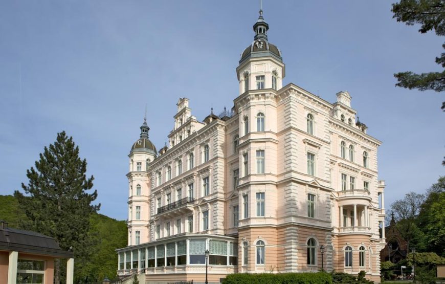 Bristol Palace