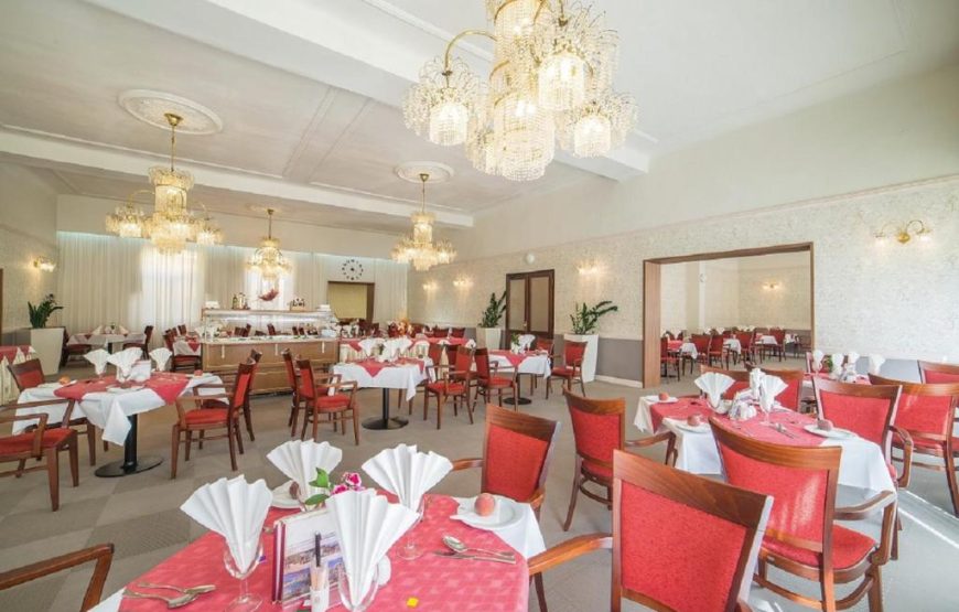 Hotel Savoy