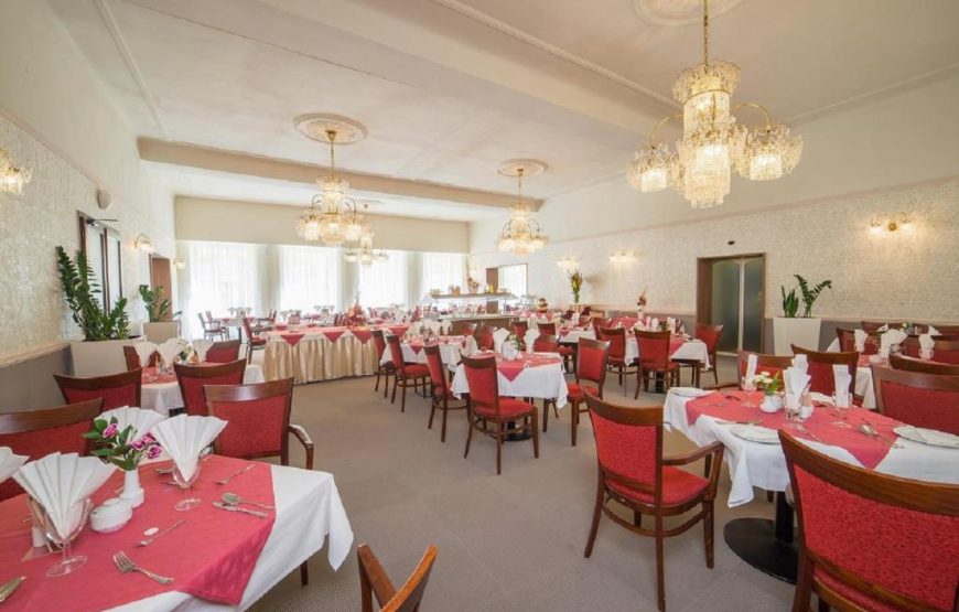 Hotel Savoy