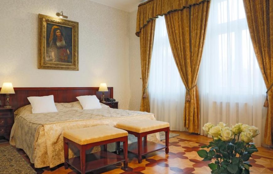 Hotel Vila Livia