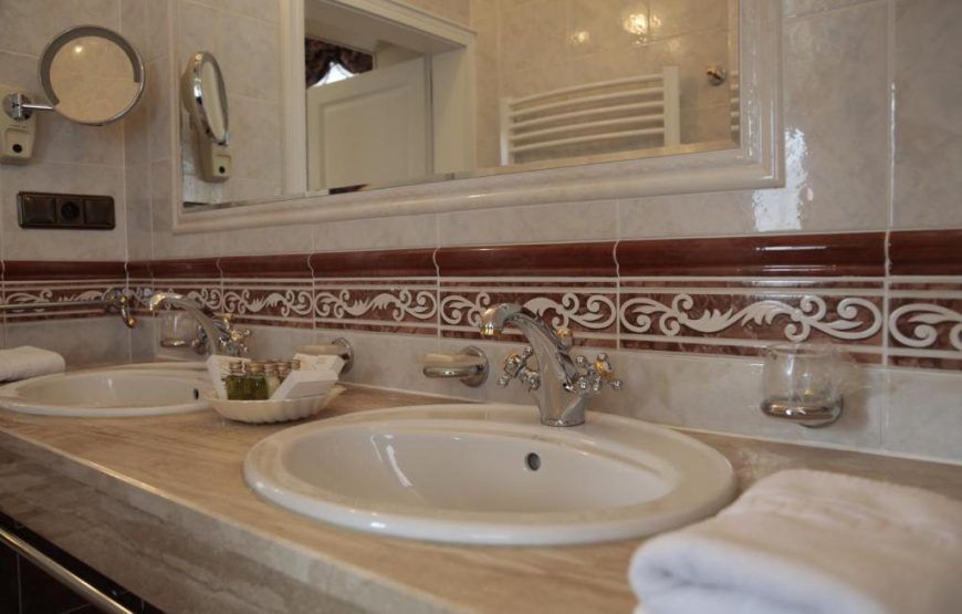 Hotel Vila Livia