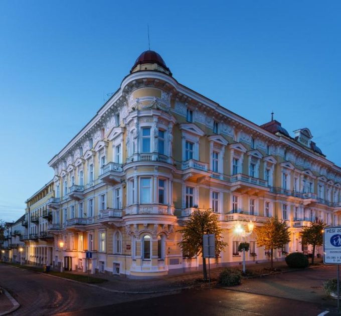 Hotel Savoy