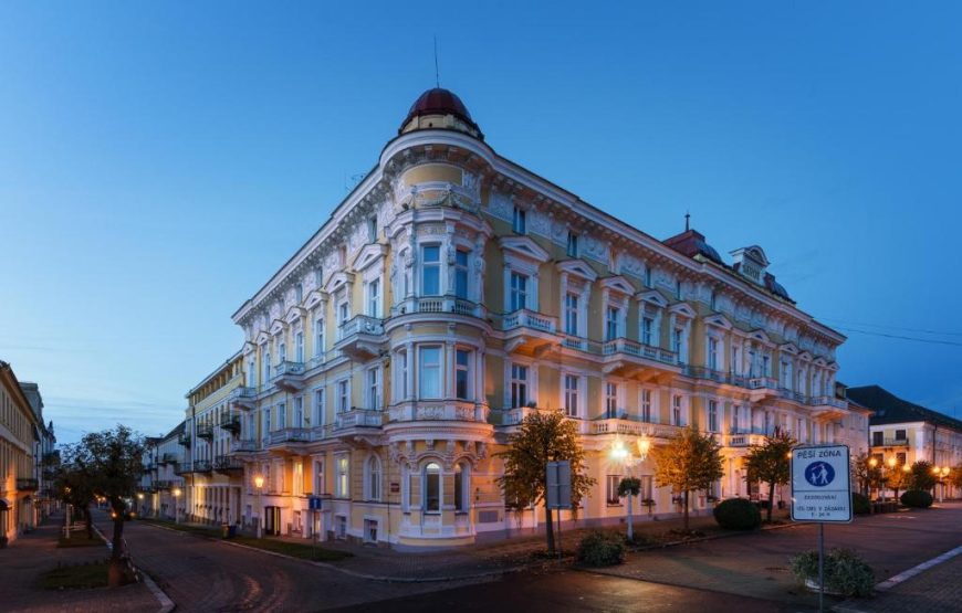 Hotel Savoy