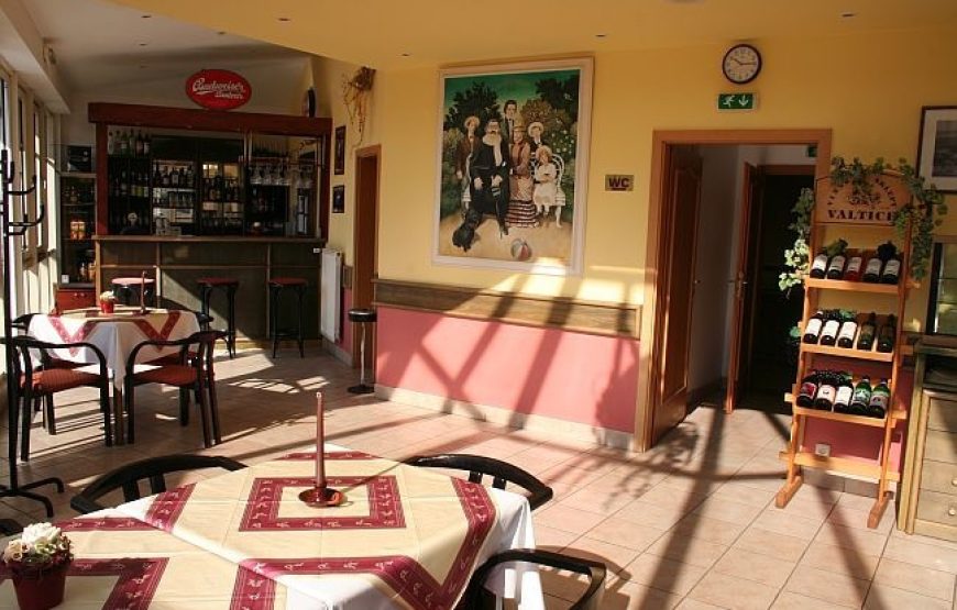 Hotel Flora