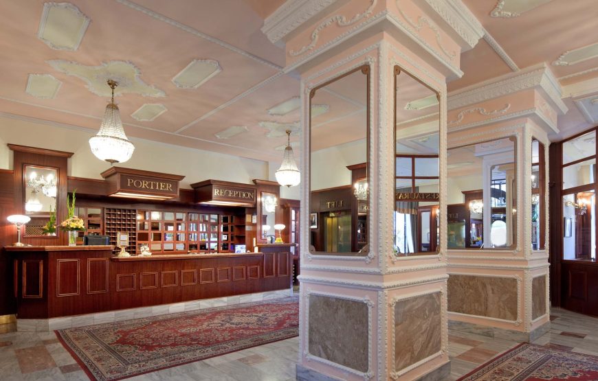 Excelsior Hotel