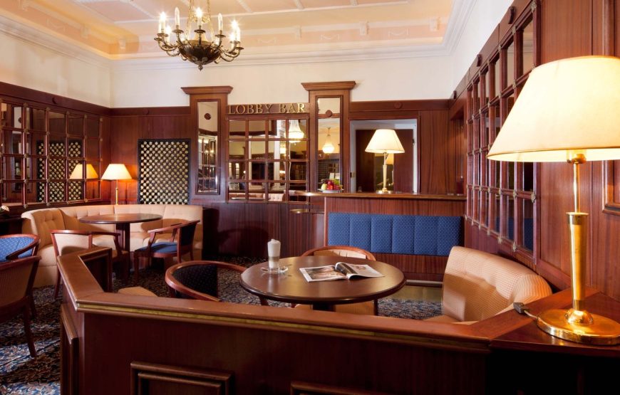 Excelsior Hotel