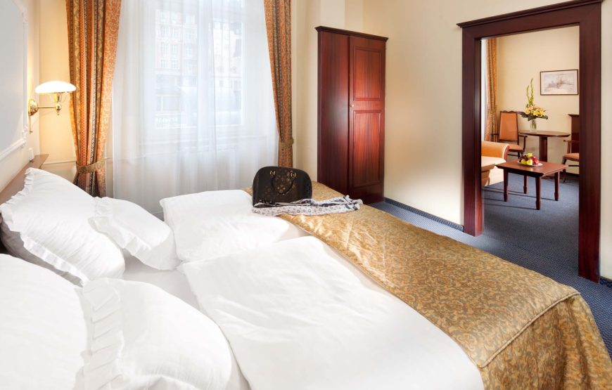 Excelsior Hotel