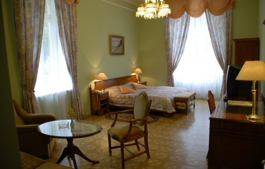 Bristol Kralovska Vila