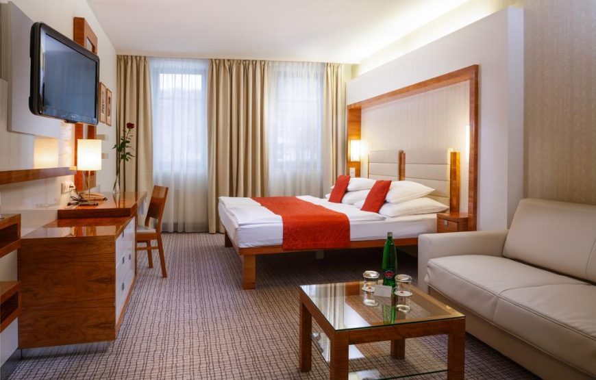 St.Joseph Royal Regent