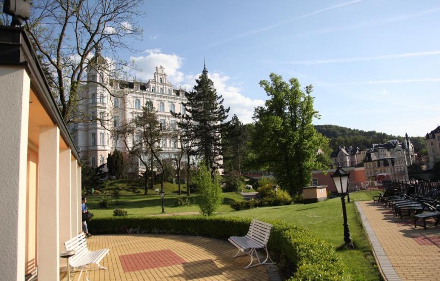 Bristol Palace