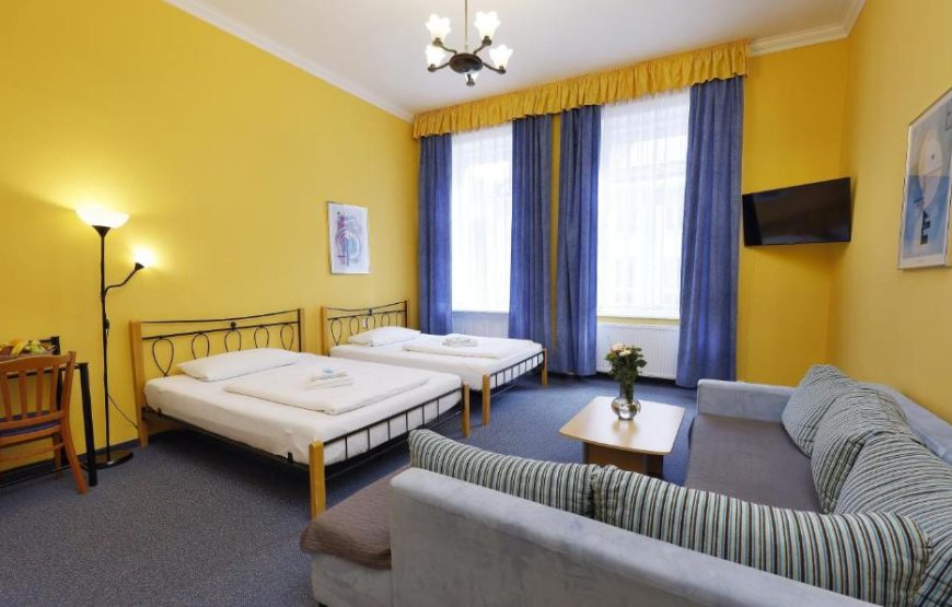 Hotel Boston