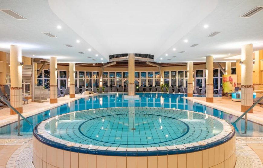 Lotus Therme Hotel