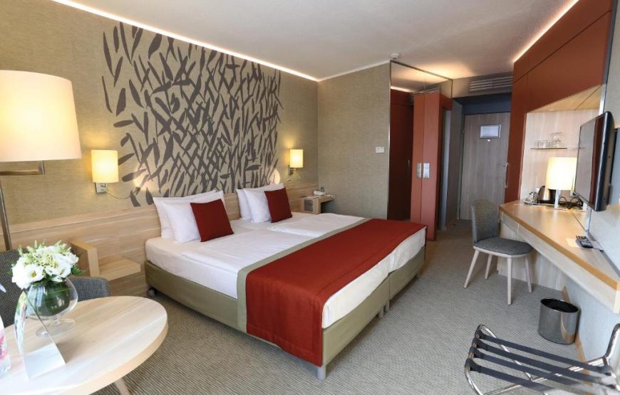 Ensana Aqua Health Spa Hotel
