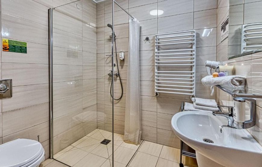 St Lukas Medical & SPA