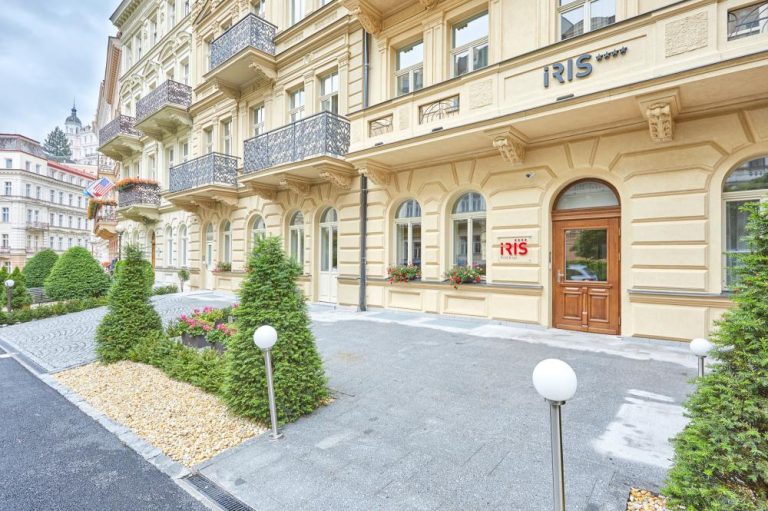 IRIS Hotel and SPA