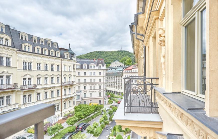 IRIS Hotel and SPA