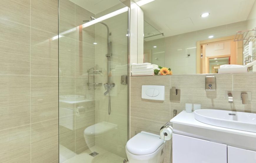 IRIS Hotel and SPA