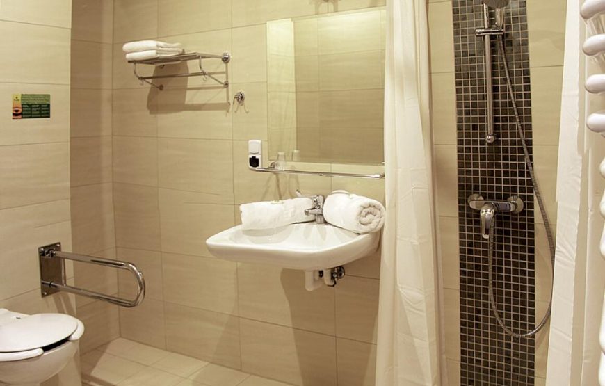 IRIS Hotel and SPA