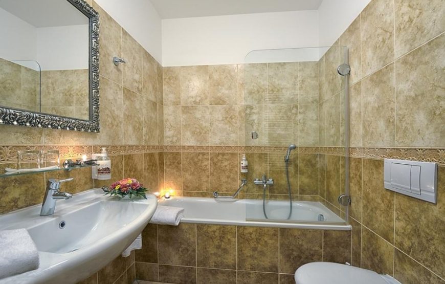 Continental Spa Hotel