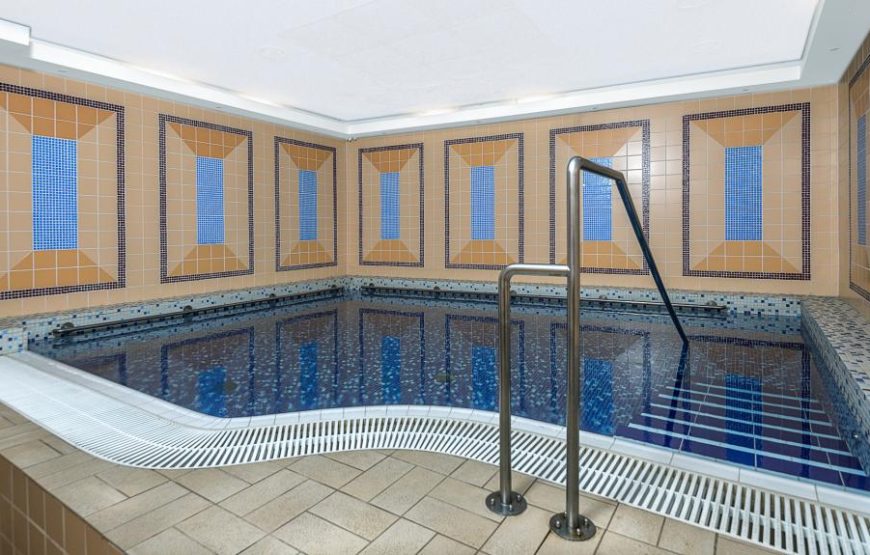 Continental Spa Hotel